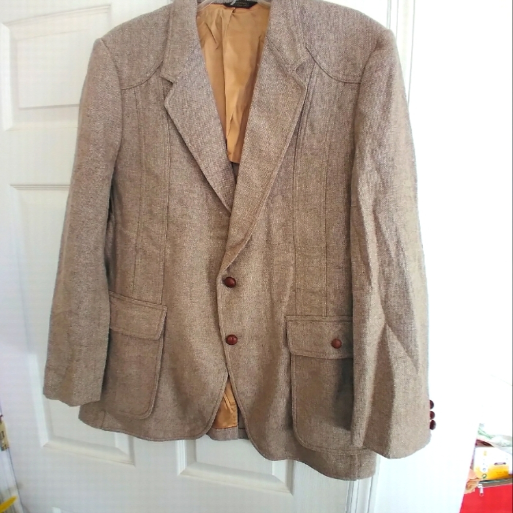 Ruby Men Suit - image 1